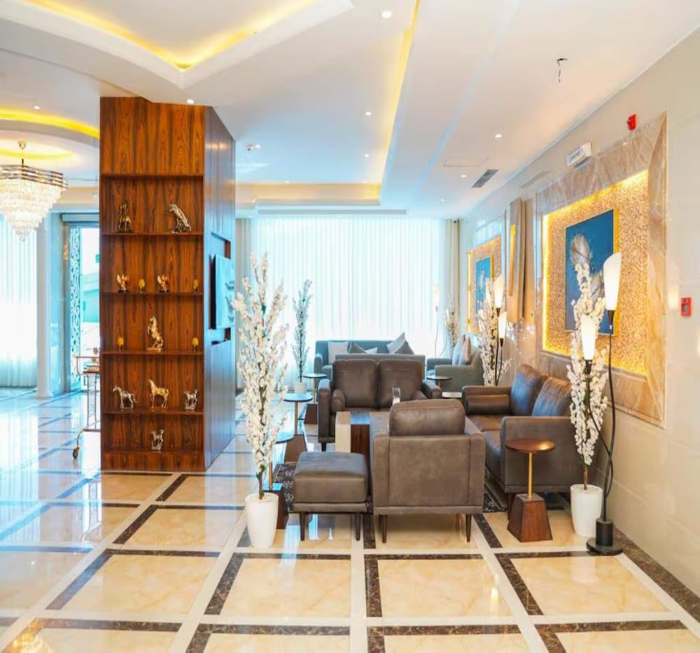 Palette Luxury Credi Hotel 40/50
