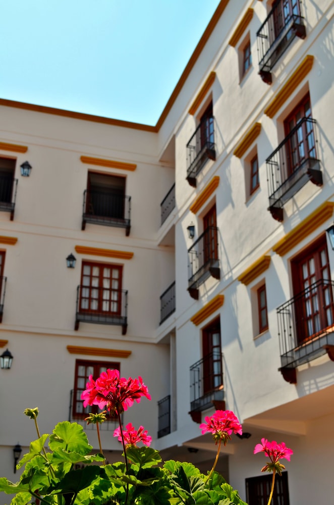 Hotel Asturias 2/56
