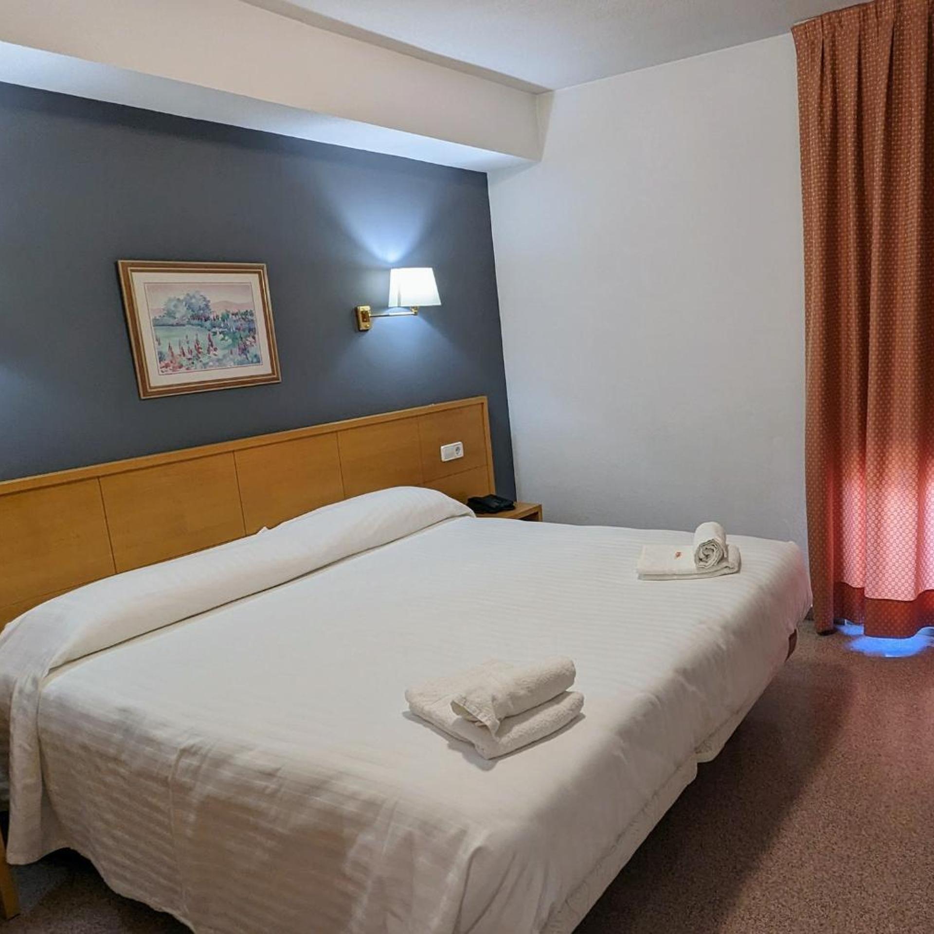 Room, King Bed, Balcony