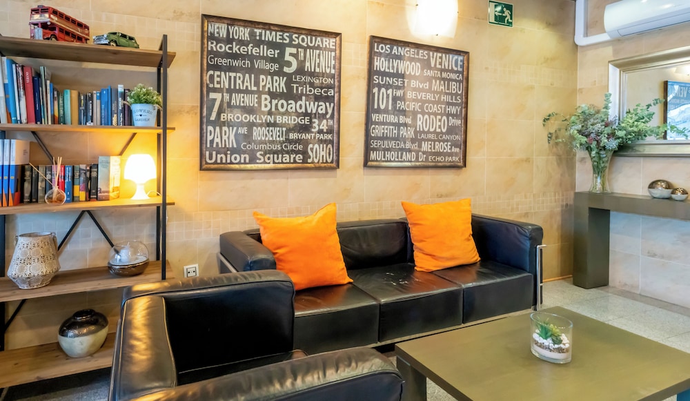 Hotel La City Estacion 44/66