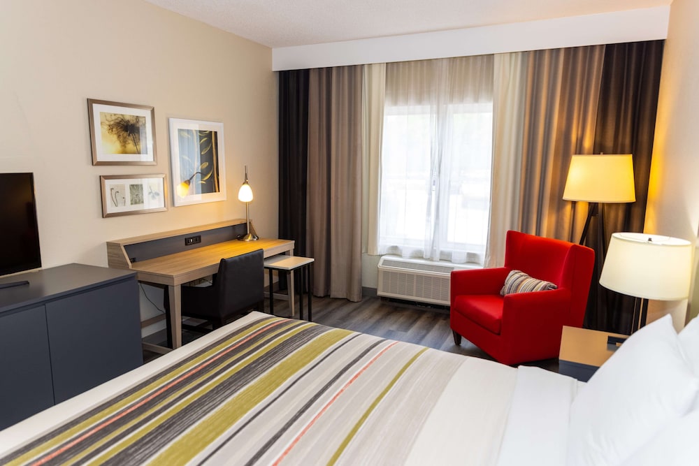 Country Inn Suites By Radisson Lehighton Jim Thorpe Pa 10/34