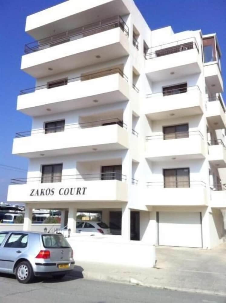ZAKOS COURT APARTMENTS 3/3