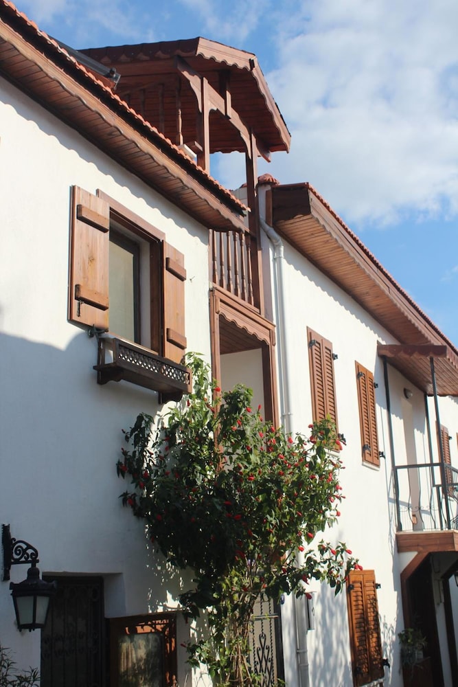 Silenos Boutique Hotel 2/44