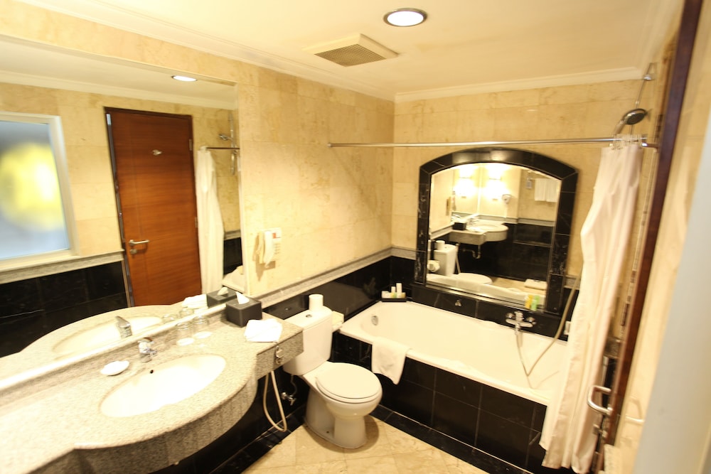 Swiss Belhotel Borneo Samarinda 67/68
