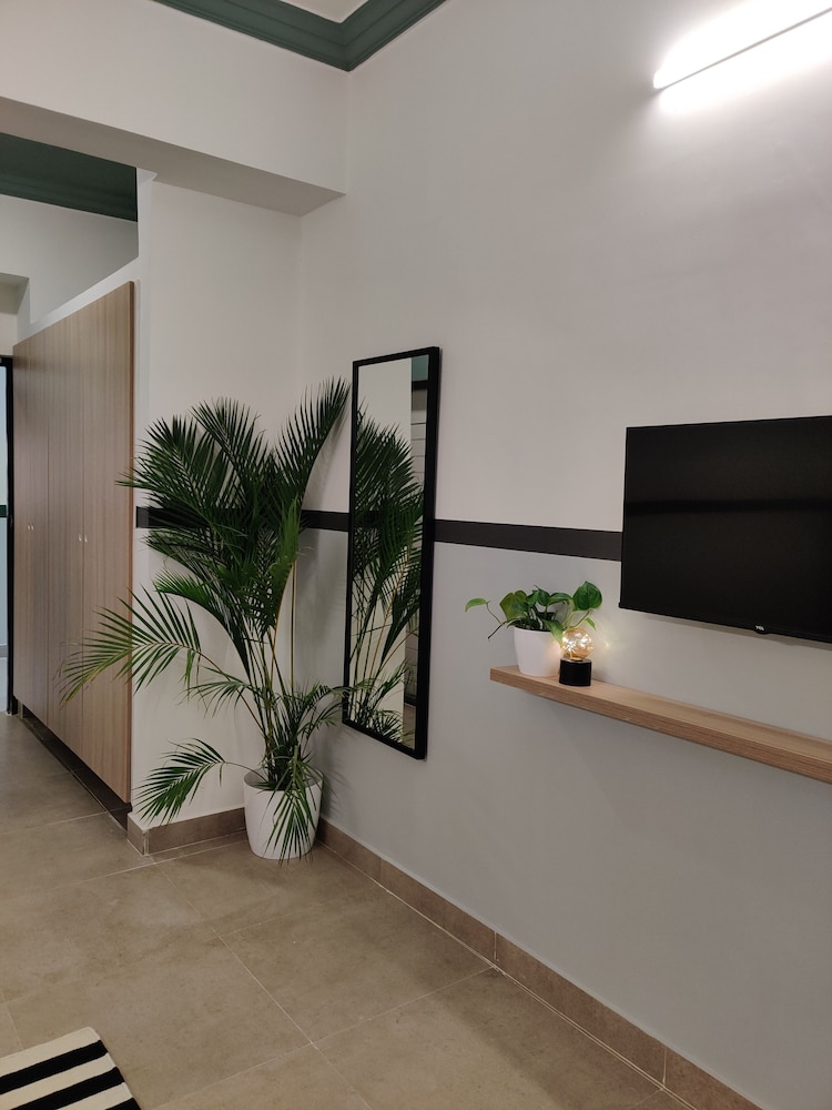Olive Zip Indiranagar Metro by Embassy Group 14/59