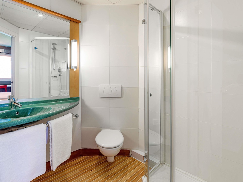 Ibis Madrid Fuenlabrada 64/68