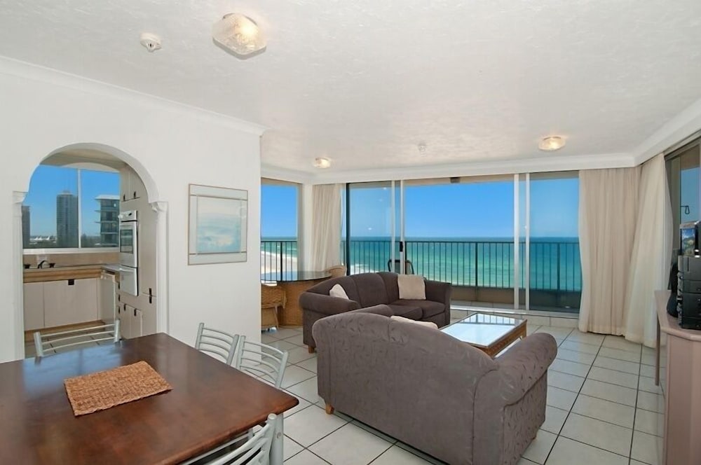 BEACHSIDE TOWER 31/64