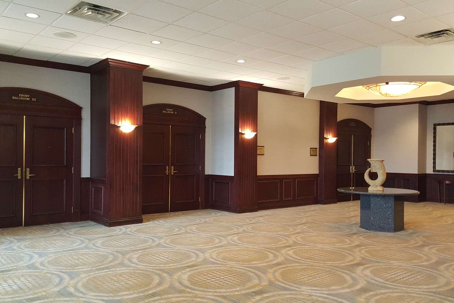 Radisson Hotel & Conference Centre West Edmonton, AB 5/33