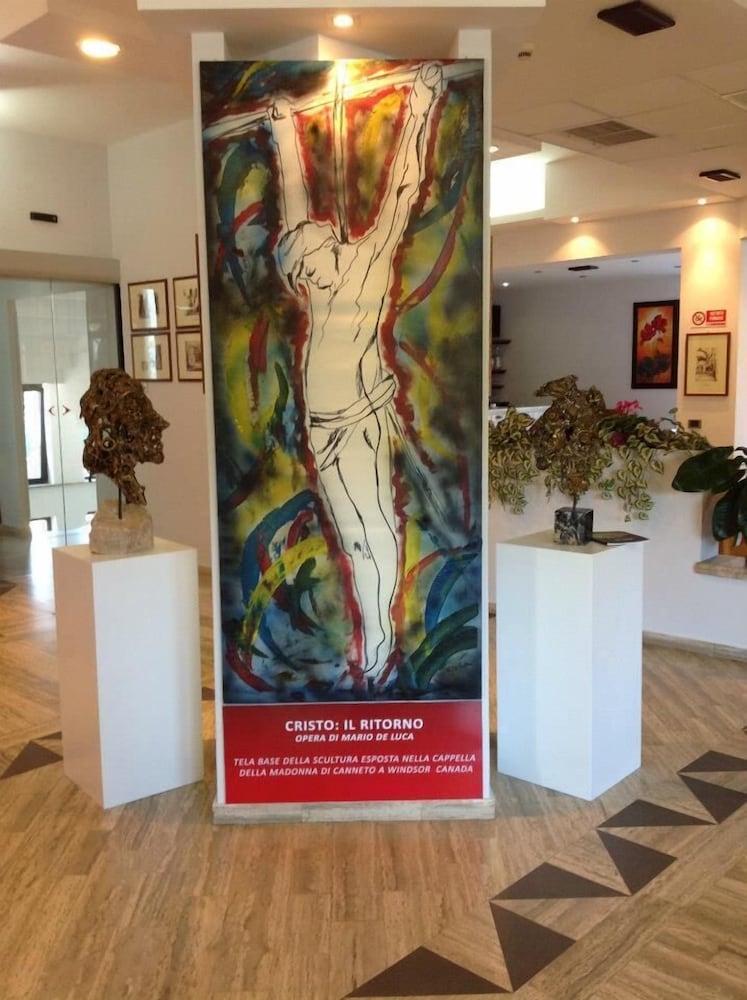 Sant Elia Hotel 3/49