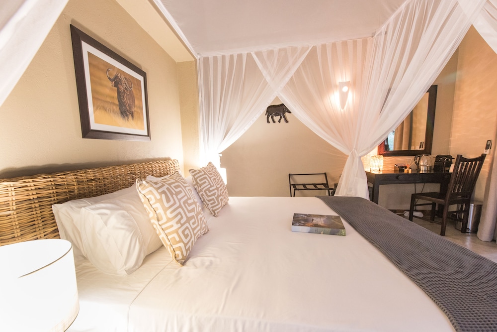 Bushbaby River Lodge 28/59