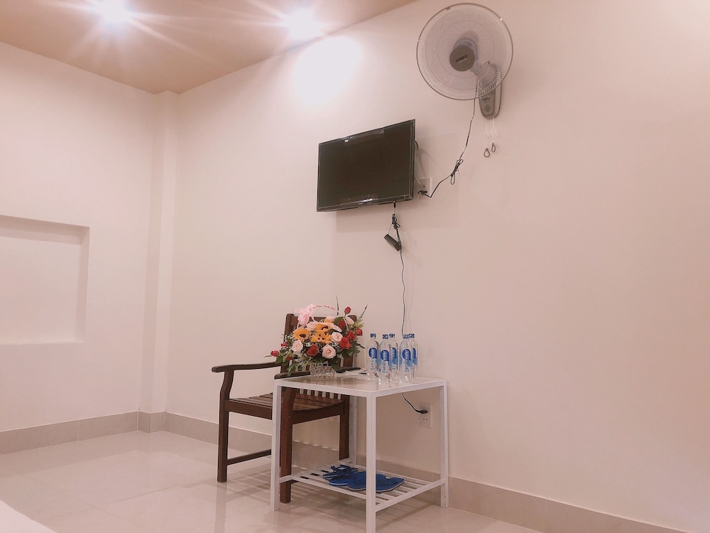 The Lam Homestay 24/26
