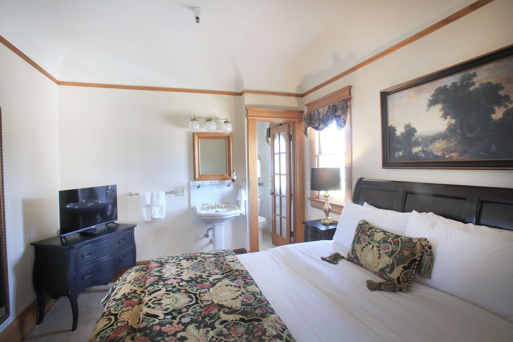 Pacific Grove Inn 28/79