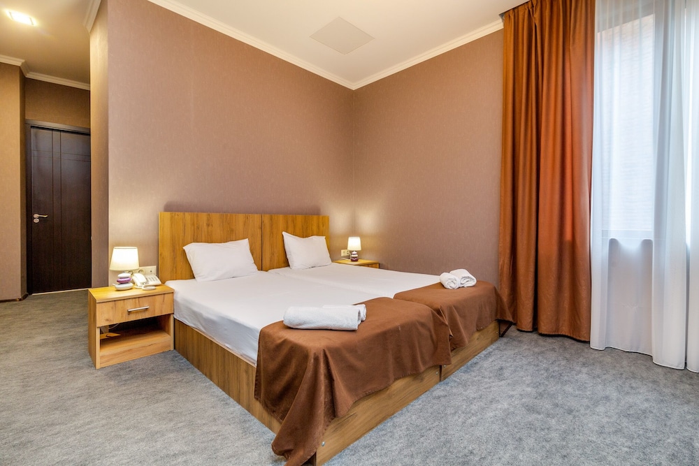 HOTEL MARLYN 21/71