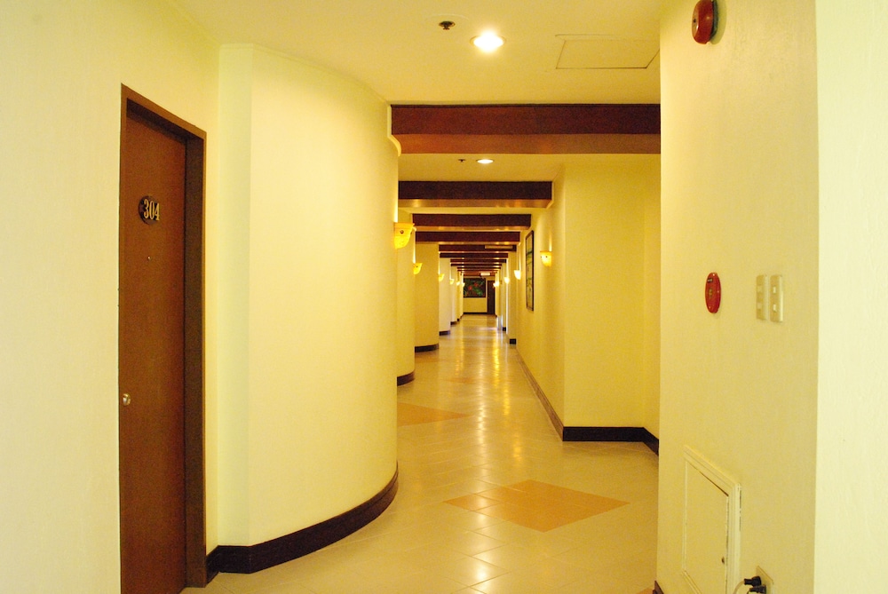 Country Village Hotel 21/37