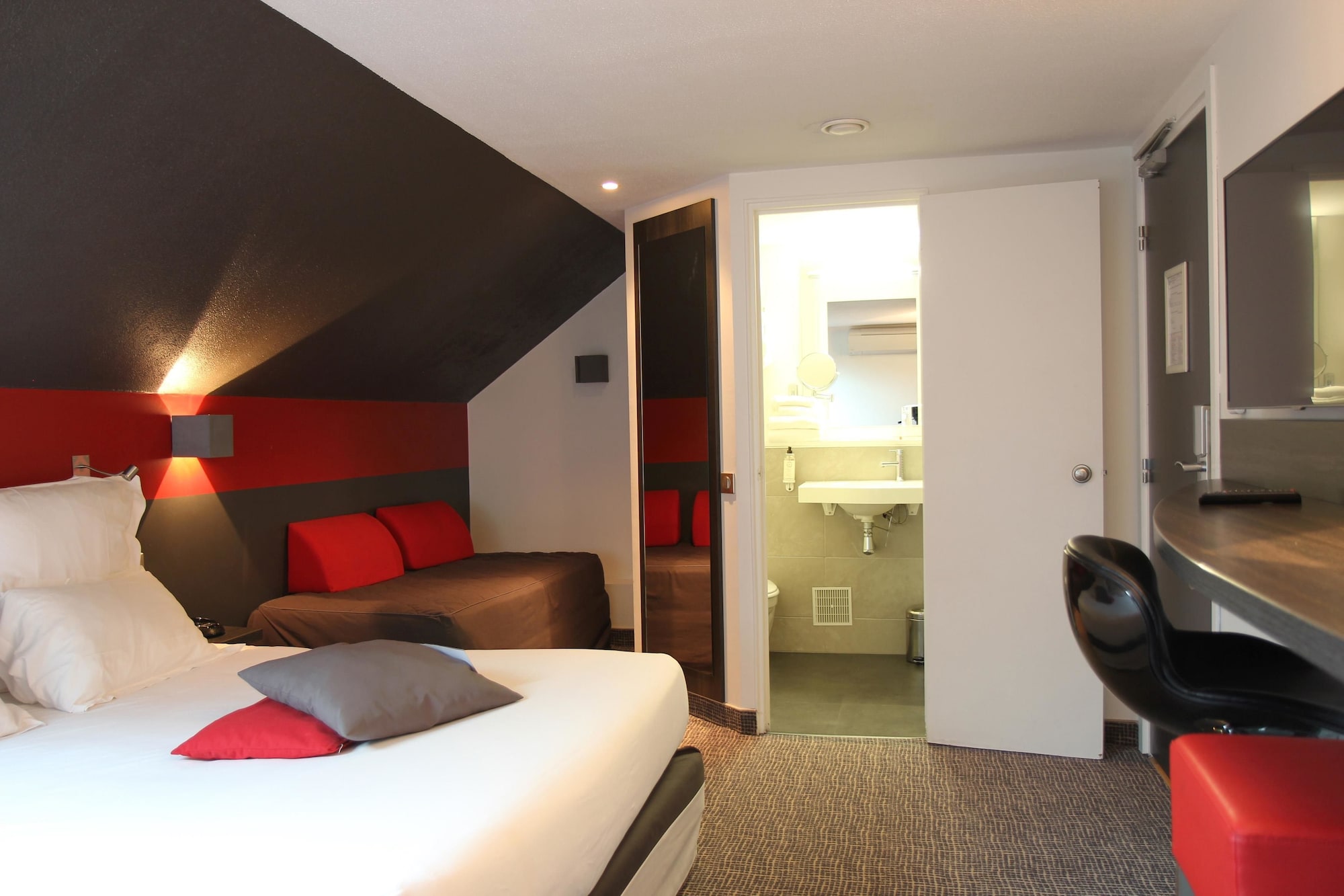 rooms