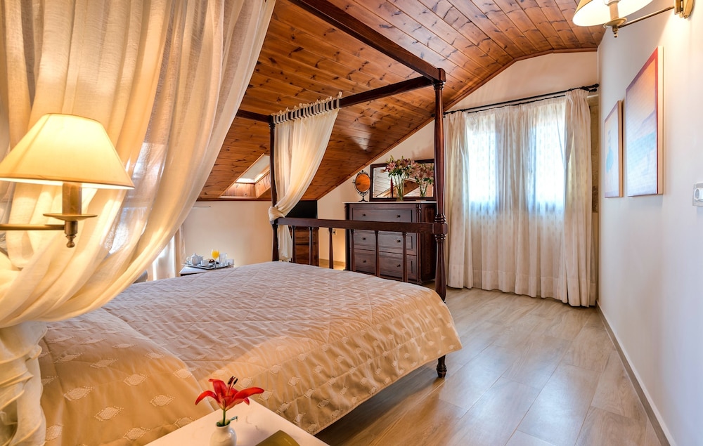 Spilia Village 20/83