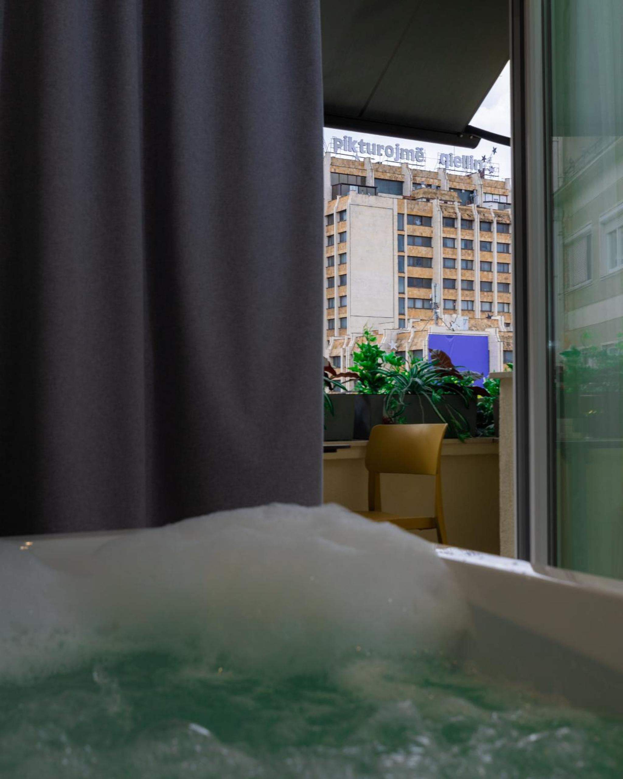Emery Hotel Pristina 29/50