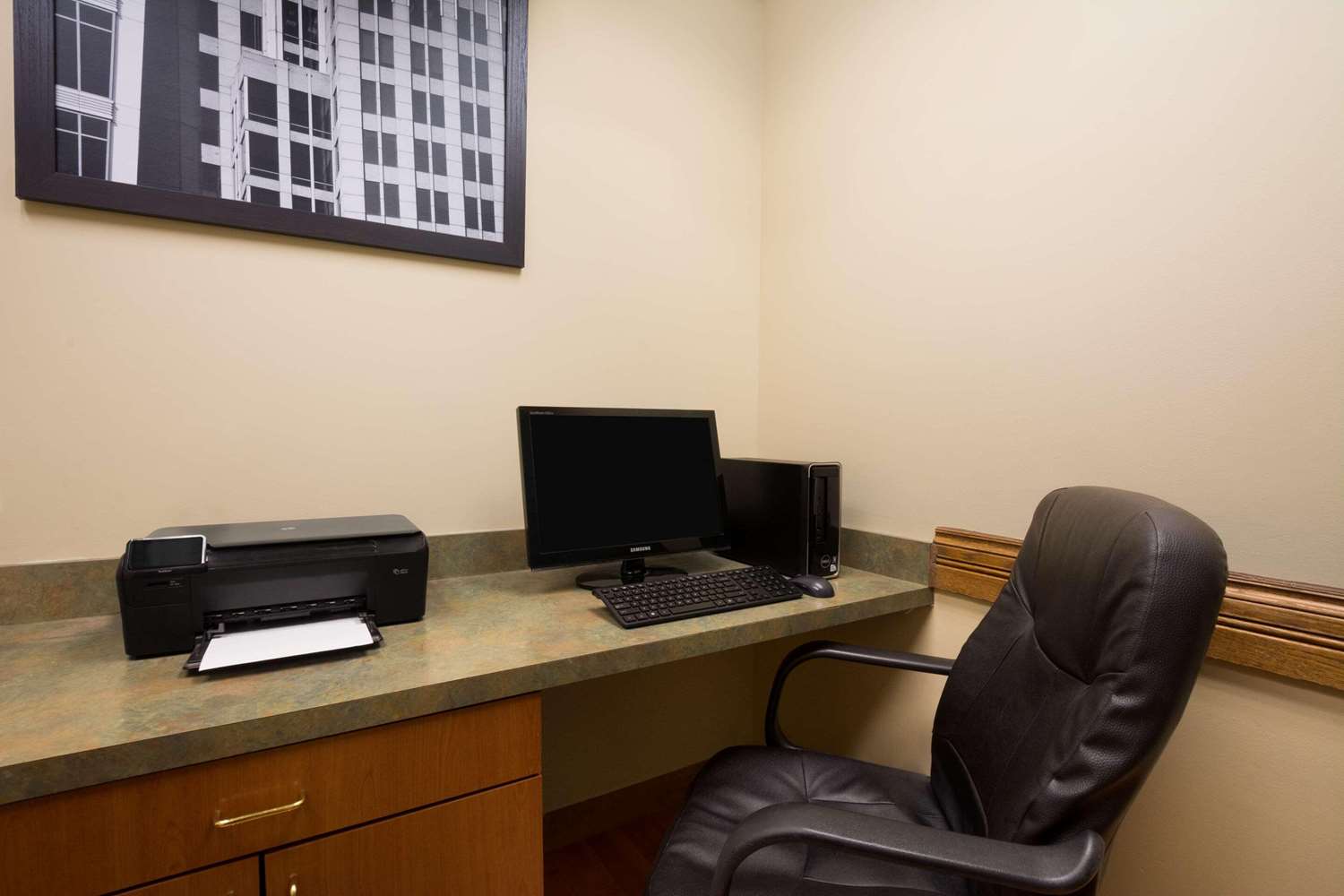 Country Inn and Suites By Radisson Columbus GA 30/34