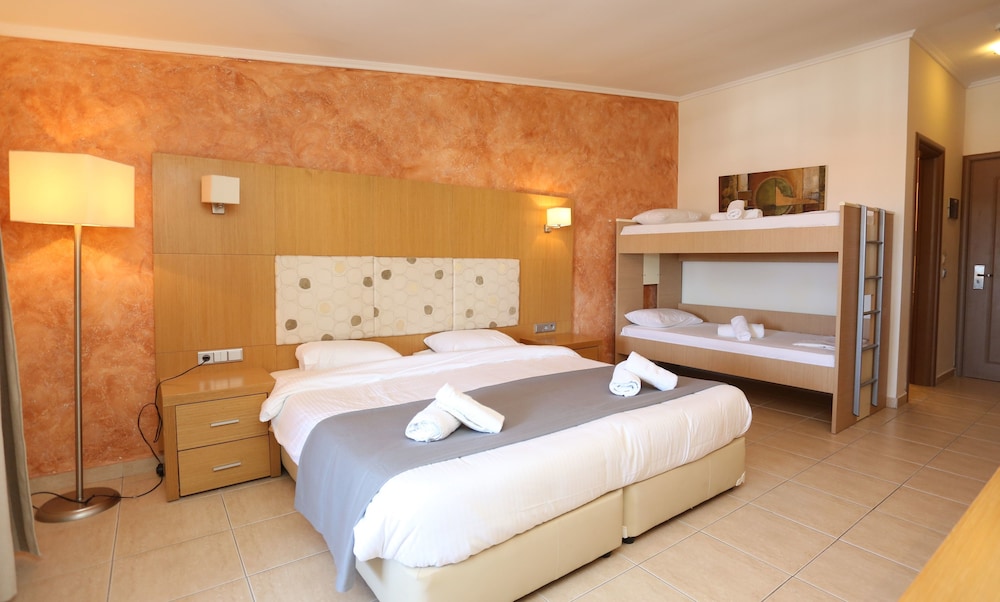 Hotel Tropical 35/72