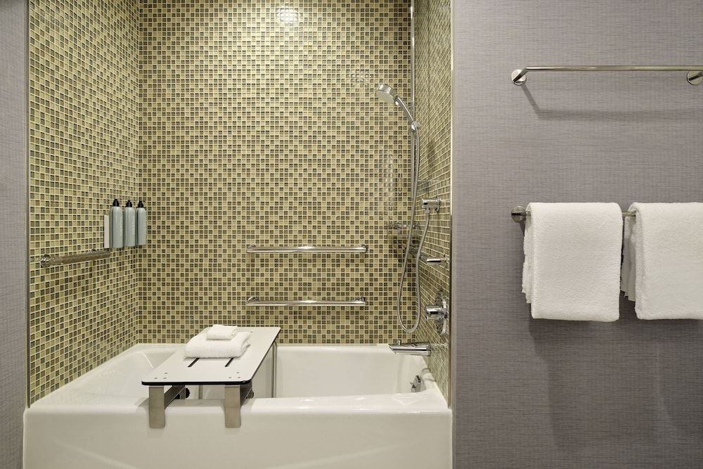 Residence Inn by Marriott Oakland Downtown 40/42