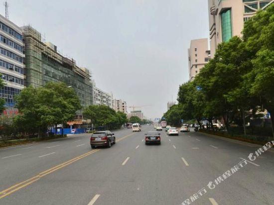 Huaqiao International Hotel 21/30