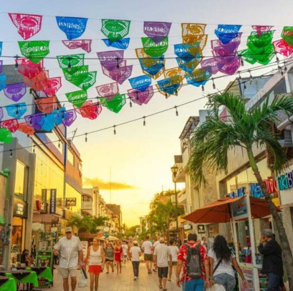 Illusion Xpress Downtown Playa in PLAYA DEL CARMEN