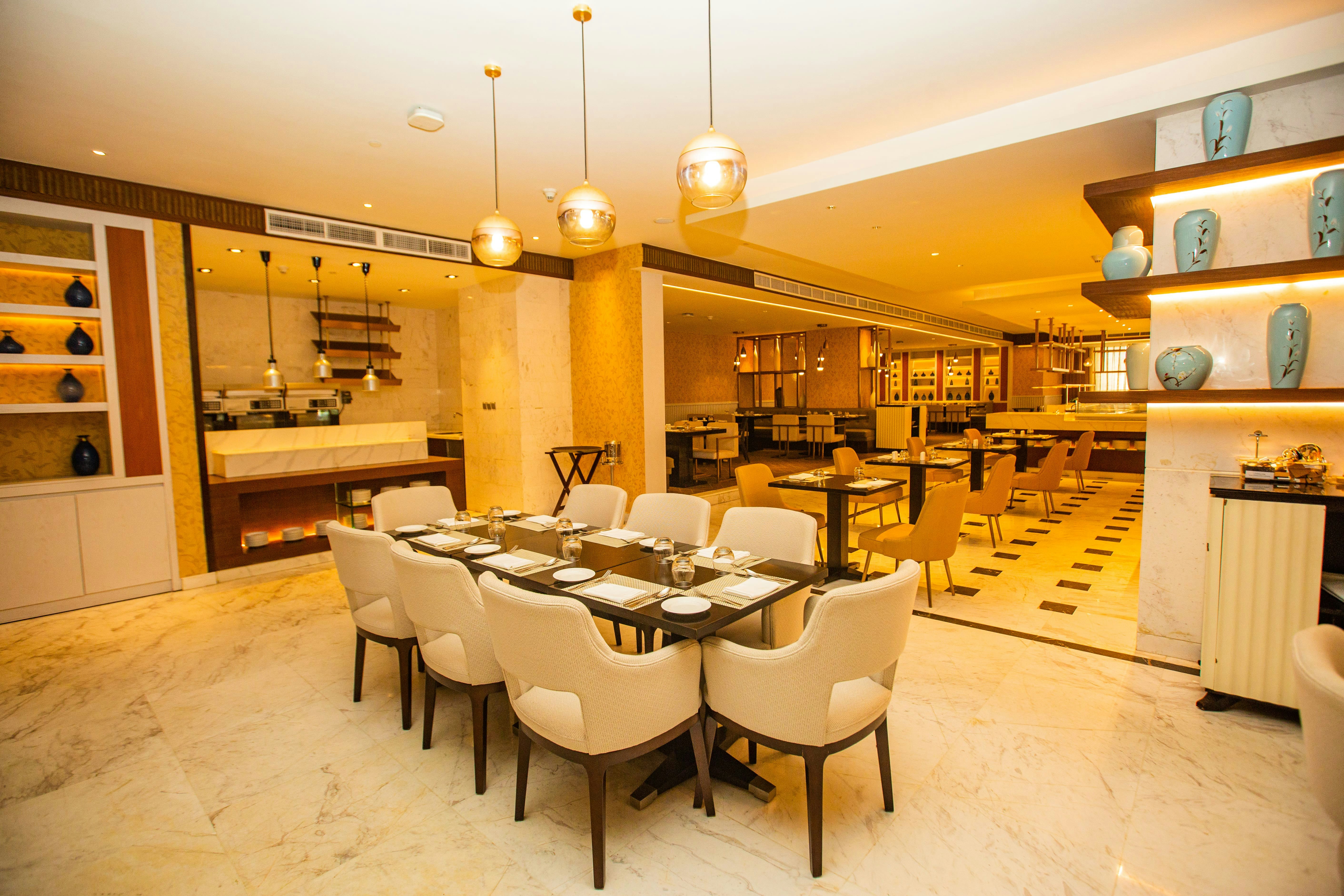 Johari Rotana 52/66