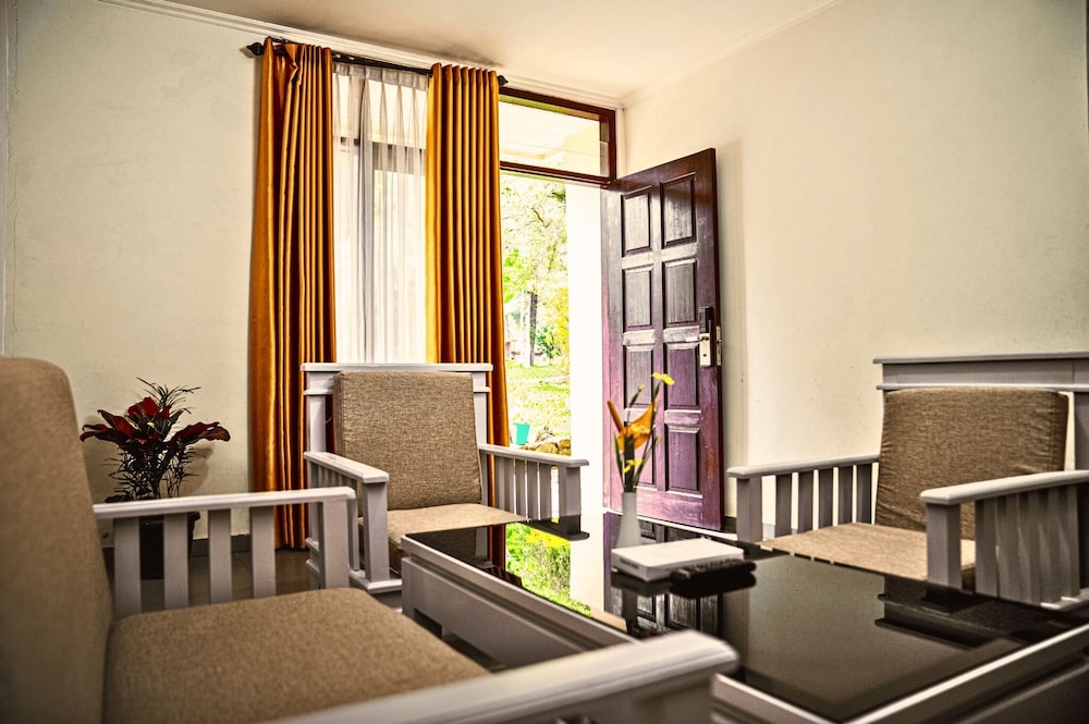 Grand Cempaka Resort Hotel Powered by Archipelago 33/49