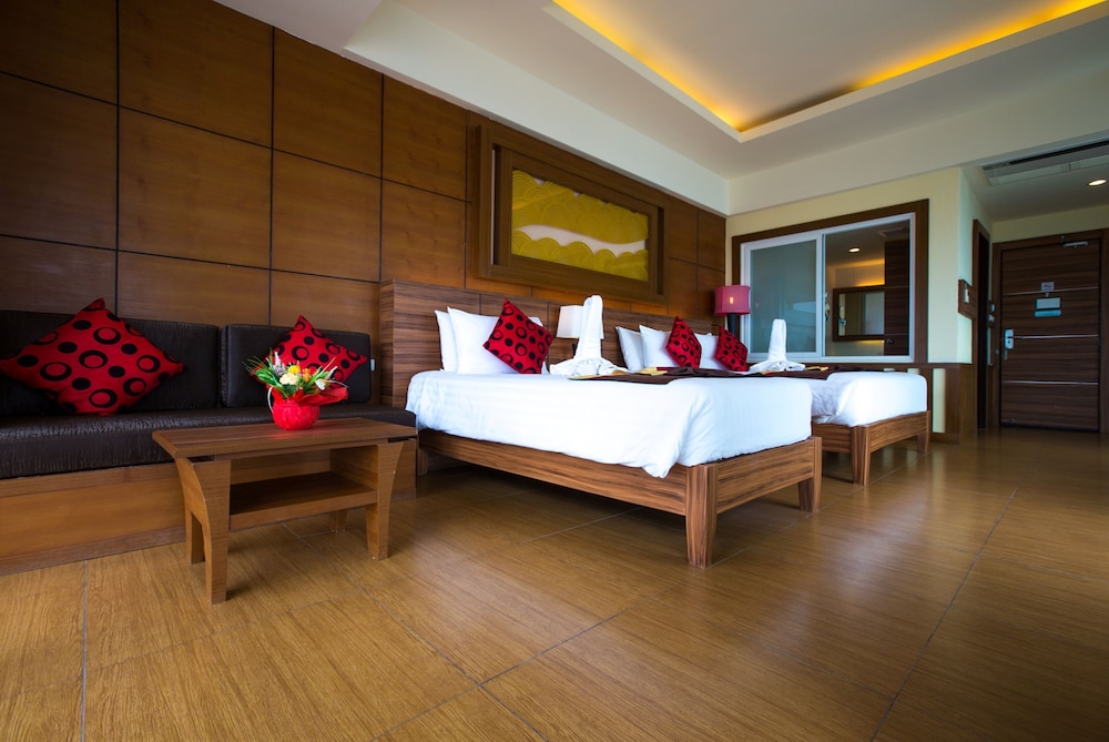 Saisawan Beach Resort 12/49