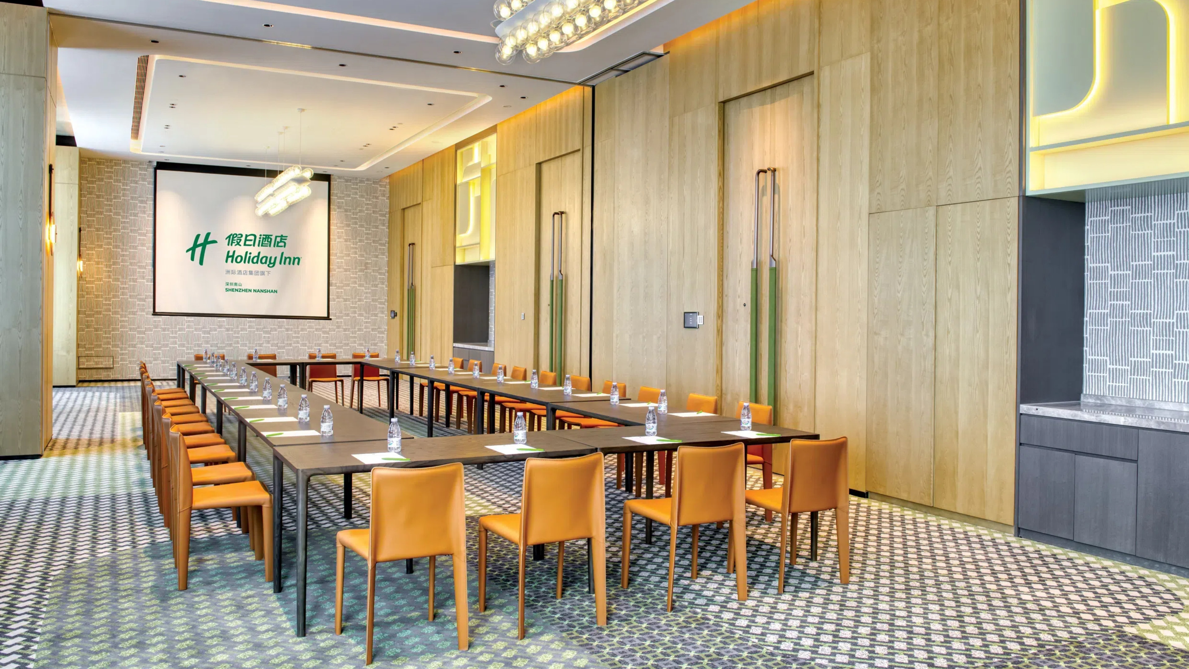 Holiday Inn Shenzhen Nanshan 27/33