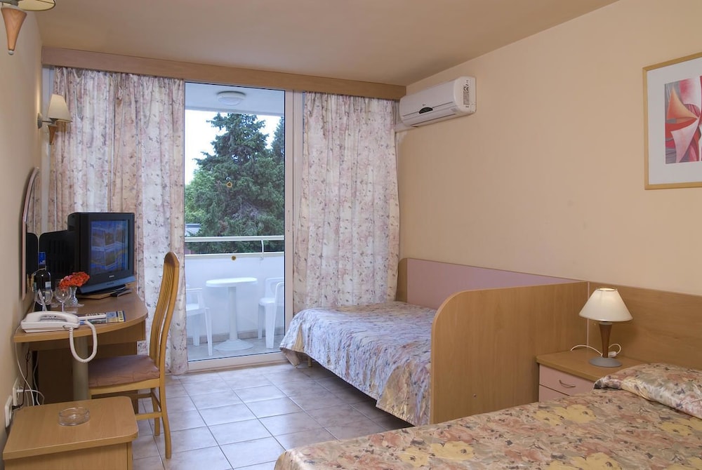 HOTEL OASIS 15/29