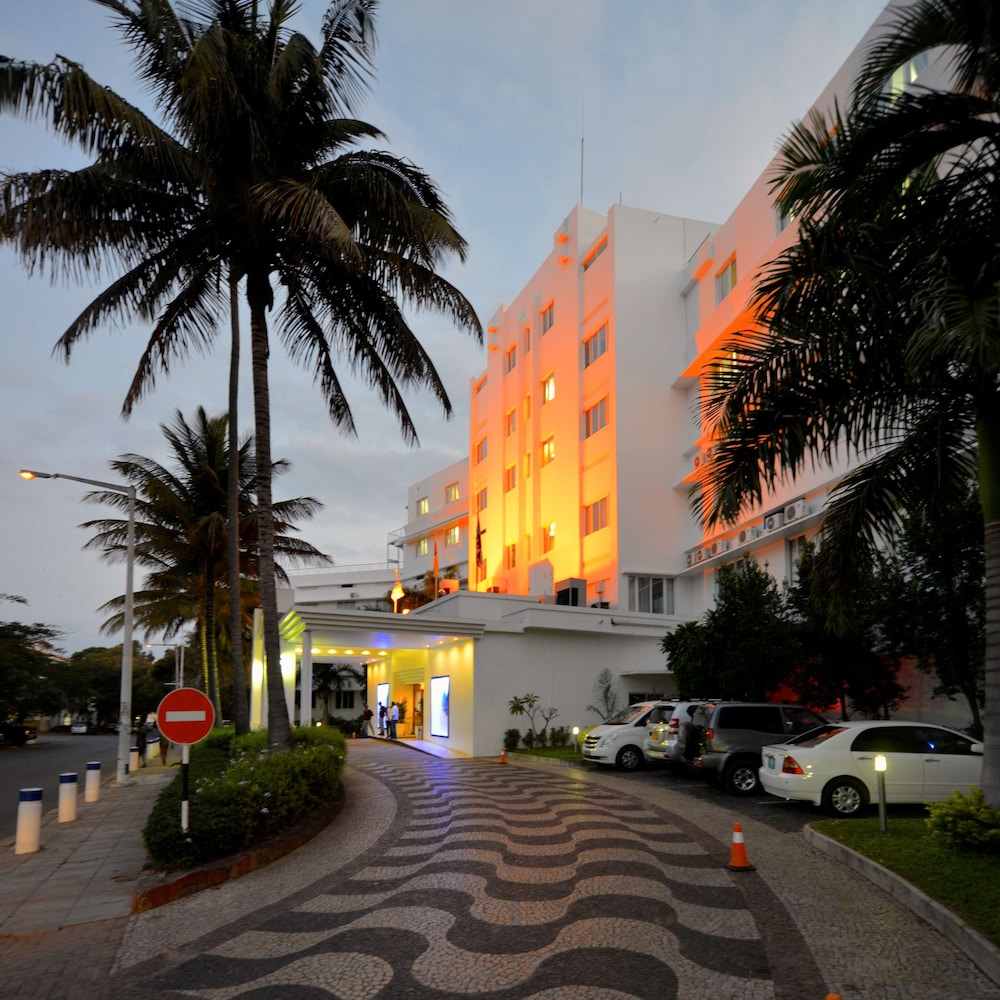 Cardoso Hotel 65/72