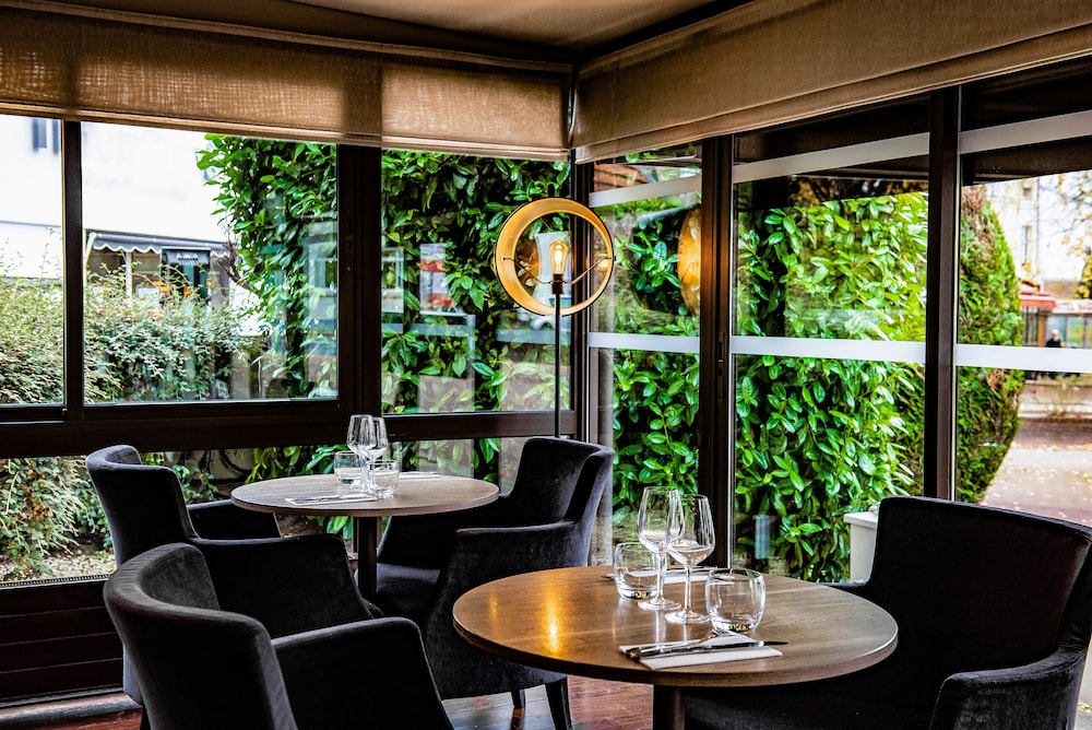 Hotel Le Quorum 44/54