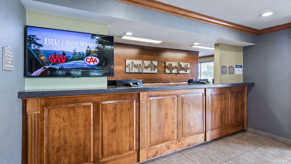 Best Western Plus North Canton Inn & Suites 7/62
