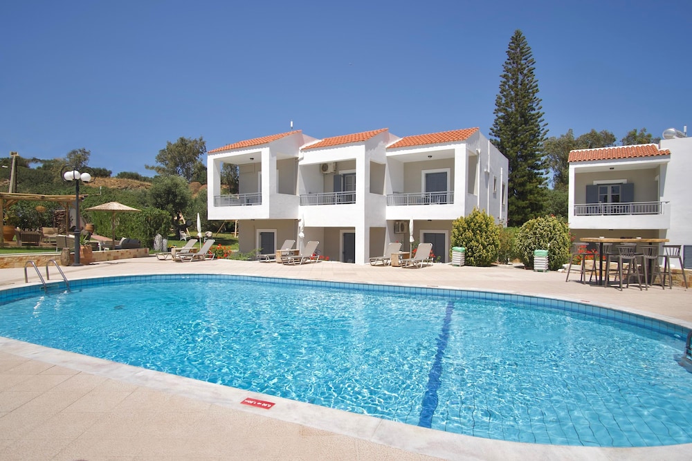 Iphigenia Mythic Retreat 7/50