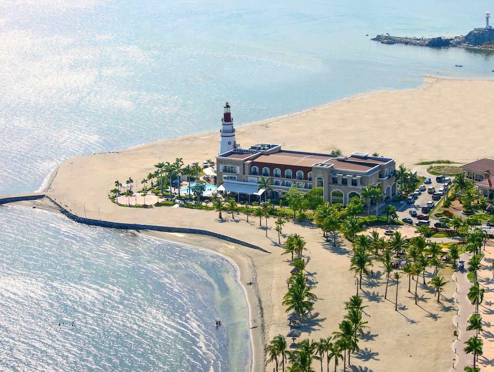 The Lighthouse Marina Resort 29/41