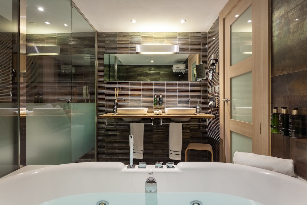 The Level at Melia Sevilla 45/62
