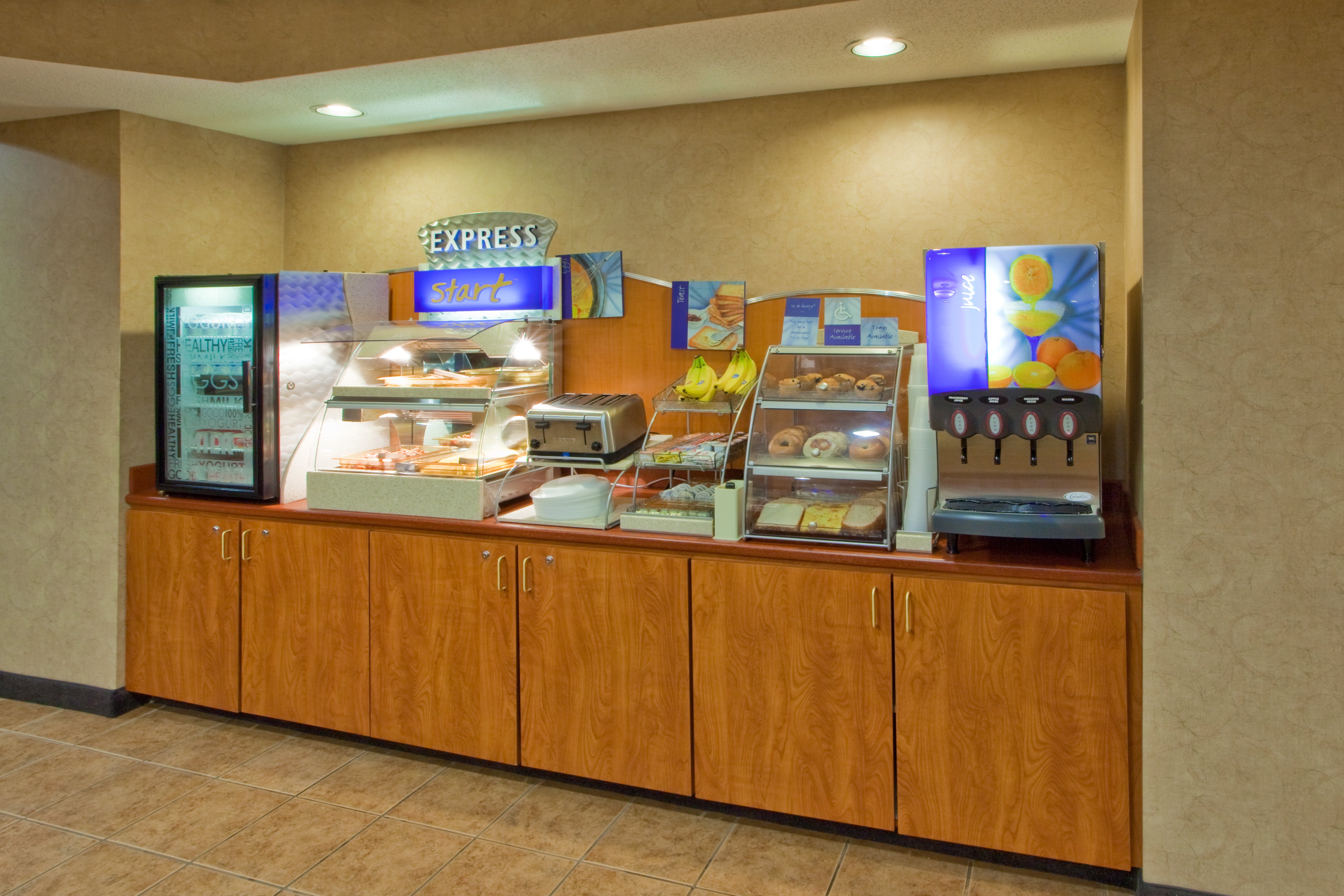 Holiday Inn Express Hanover 70/71