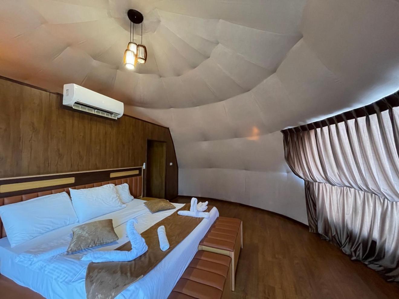Al Sultana Luxury Camp 16/45