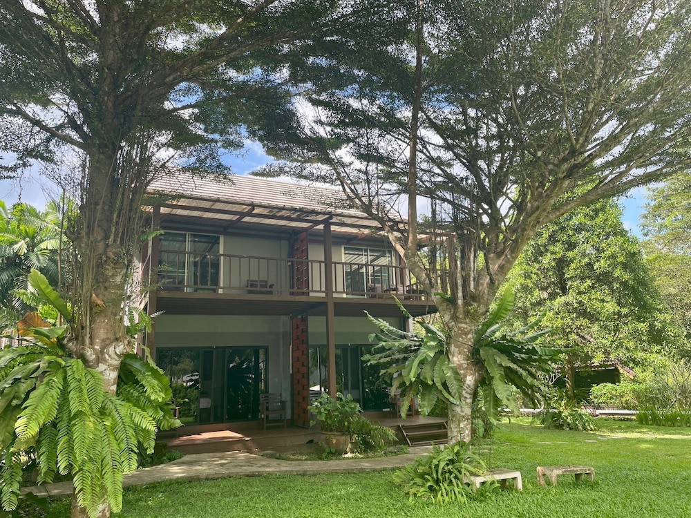 Montania Lifestyle Hotel 3/50