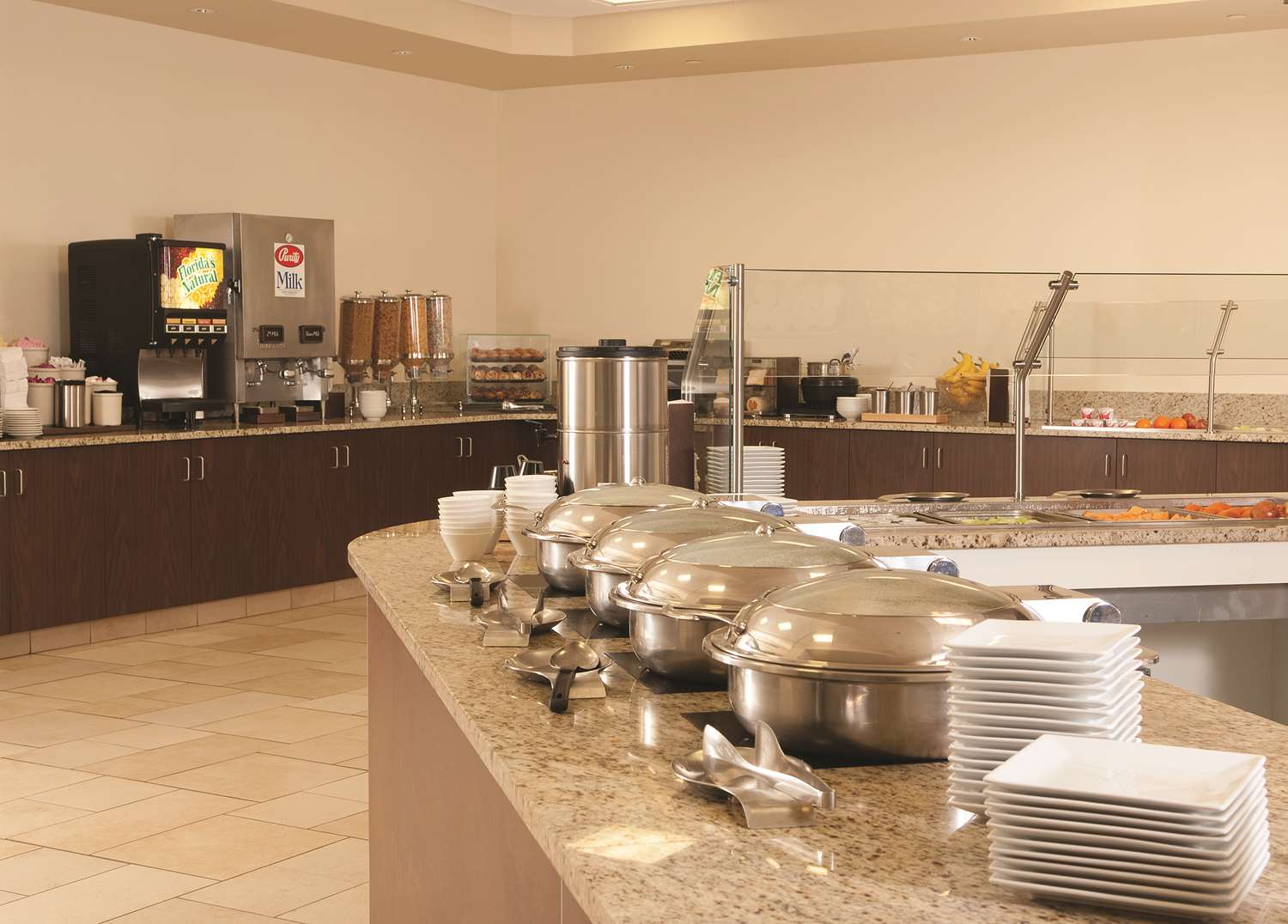 restaurant cafeteria
