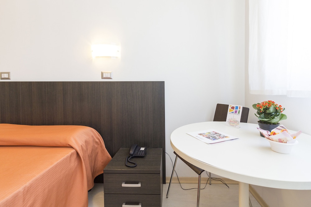 Hotel Sharing 52/67