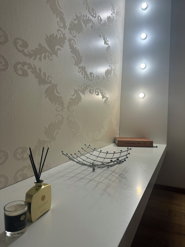 Helvetia Suites 29/52