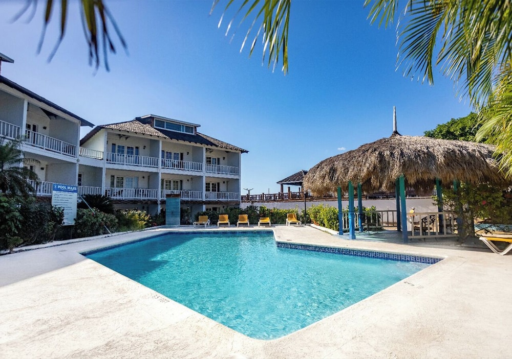 The Grand Port Royal Hotel Ex Morgans Harbour Hotel Marina Port Royal 54/55