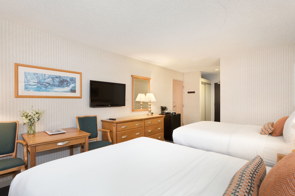 Listel Whistler Hotel 10/62