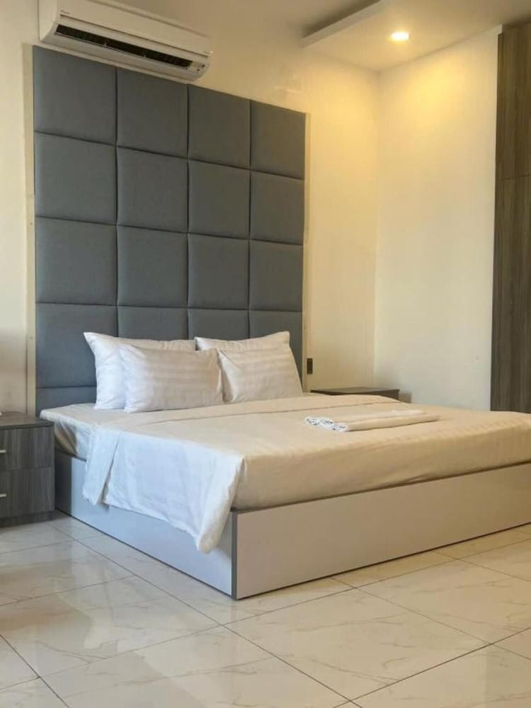 White Diamond Hotel - Airport 21/50