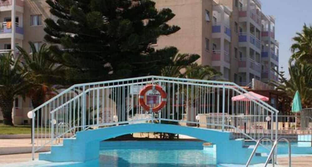 Astreas Beach Hotel 47/50