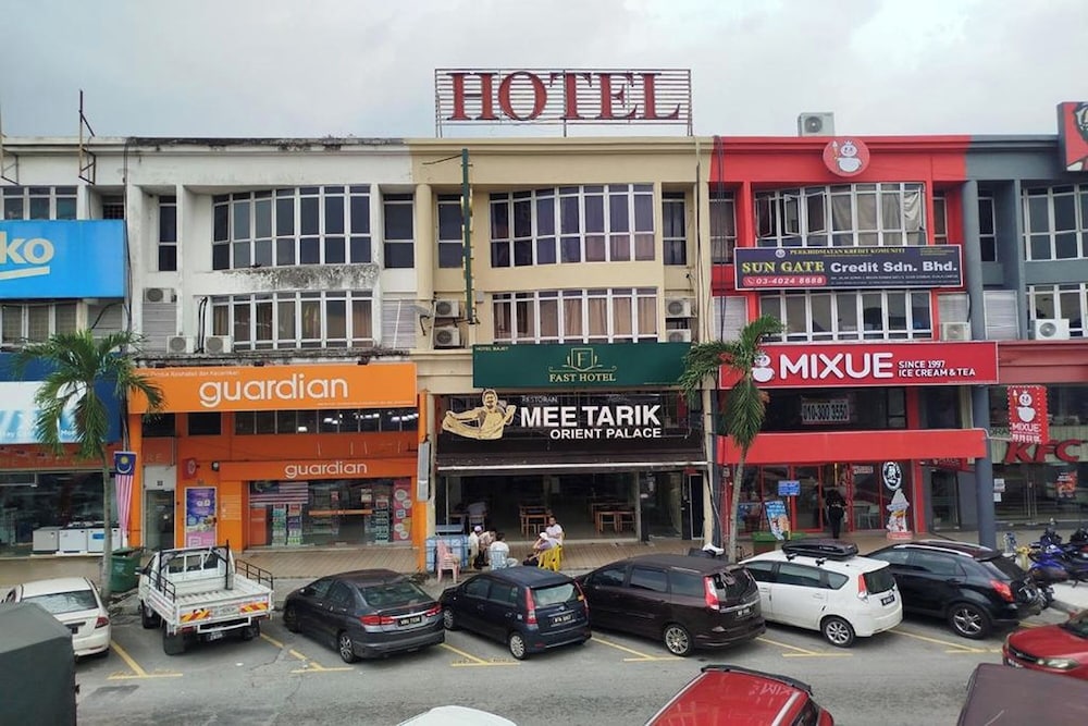 Fast Hotel Idaman Near To IIUM KL 65/75