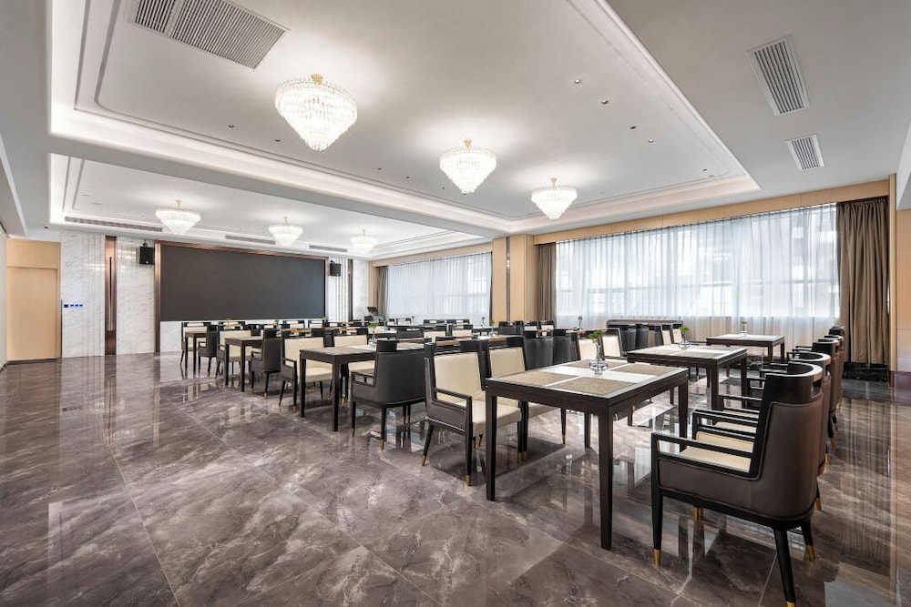 Ramada Wuxi 27/33