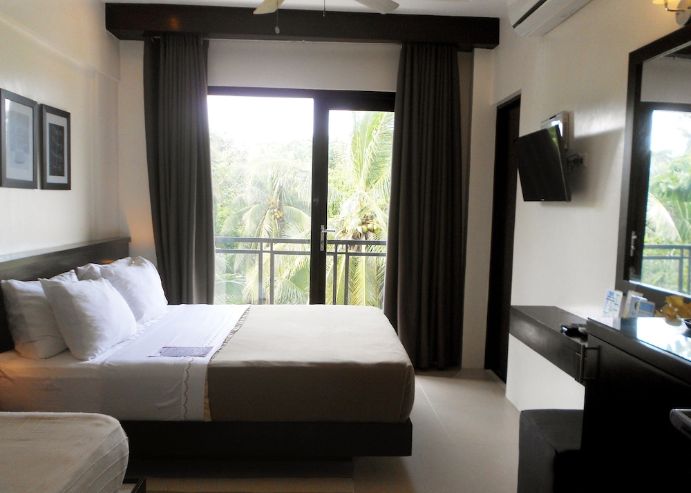 One Crescent Place Hotel 40/64